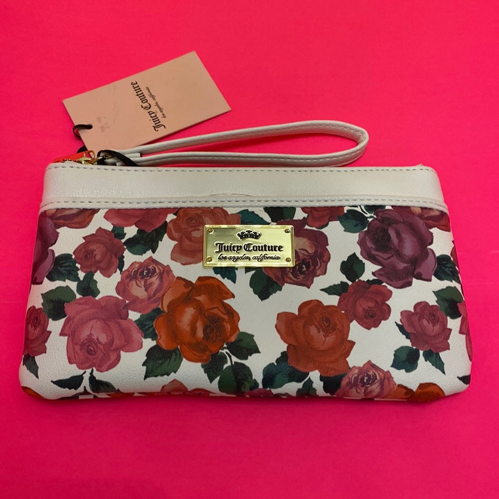 Romantic Wristlet